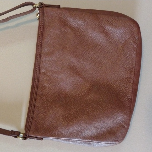 Fossil Pebbled Crossbody Brown - Picture 4 of 10